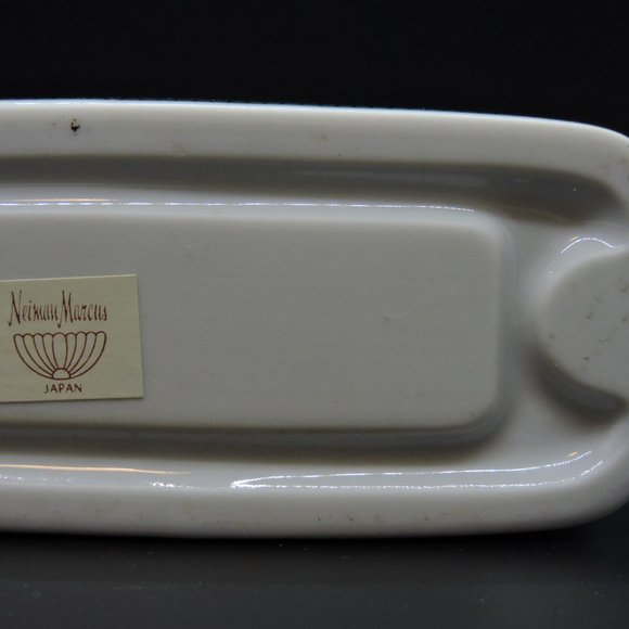 Neiman Marcus Porcelain Notepad/Pen Holder - Picture 10 of 14
